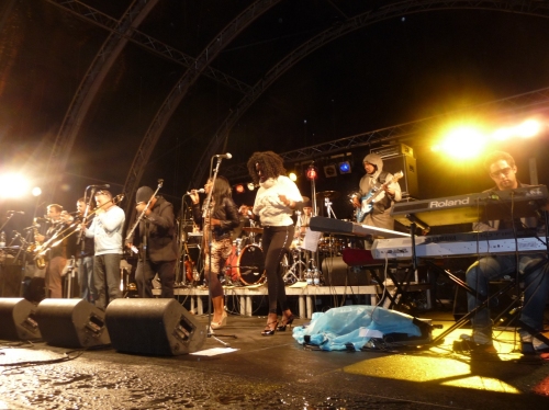 Incognito volledig tijdens rapenburg concert